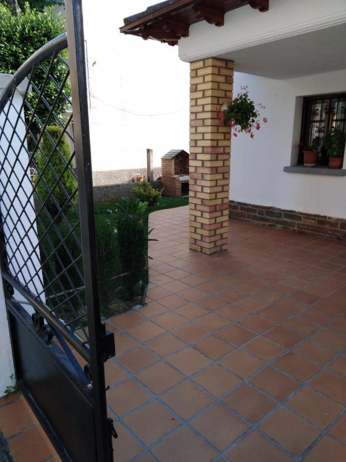 Apartamento Apartamento Rural Casa Paco con chimenea y Jacuzzi exterior Aínsa Exterior foto